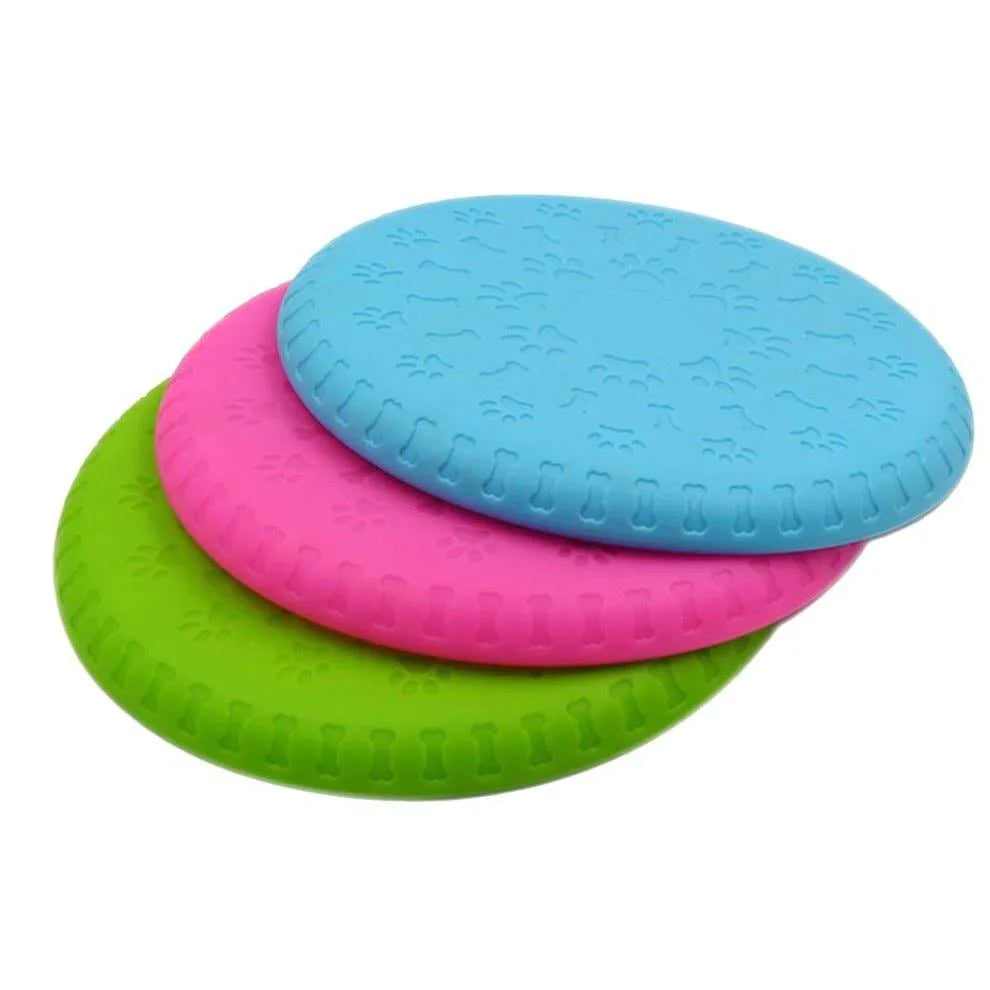 Rubber frisbee outlet
